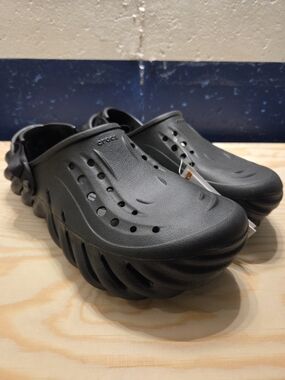 Men's Crocs Black Echo Clog (Size 12)